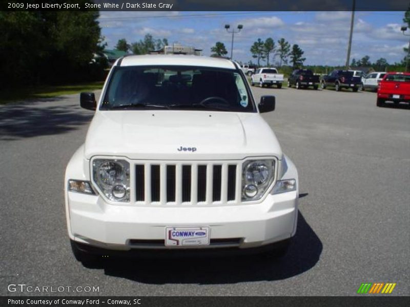 Stone White / Dark Slate Gray 2009 Jeep Liberty Sport