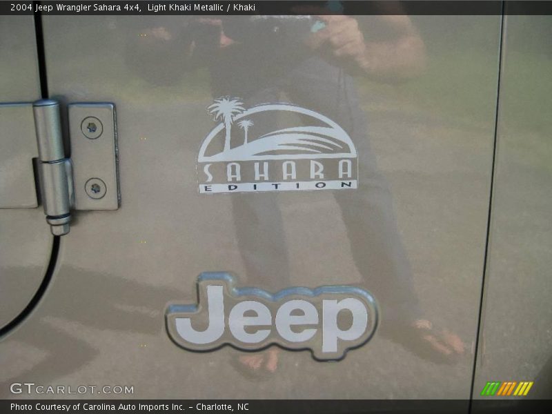 Light Khaki Metallic / Khaki 2004 Jeep Wrangler Sahara 4x4