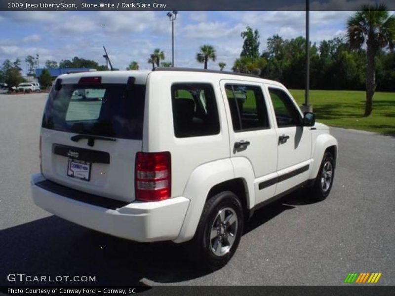 Stone White / Dark Slate Gray 2009 Jeep Liberty Sport