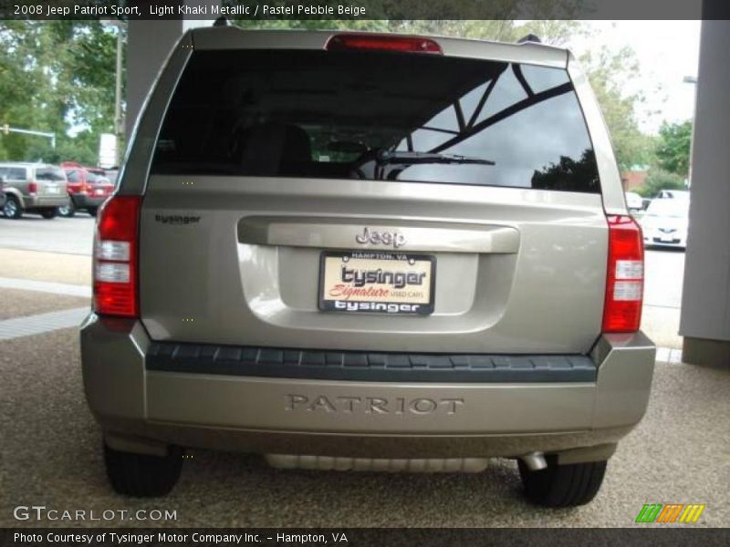 Light Khaki Metallic / Pastel Pebble Beige 2008 Jeep Patriot Sport