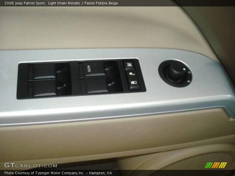Light Khaki Metallic / Pastel Pebble Beige 2008 Jeep Patriot Sport