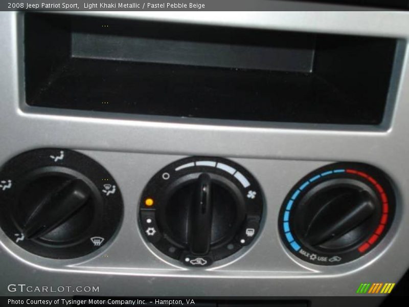 Light Khaki Metallic / Pastel Pebble Beige 2008 Jeep Patriot Sport