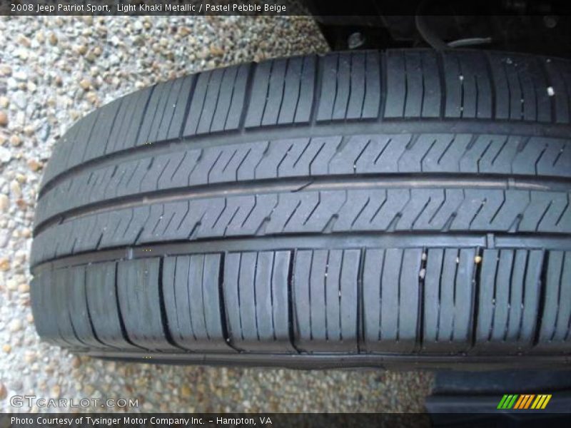 Light Khaki Metallic / Pastel Pebble Beige 2008 Jeep Patriot Sport