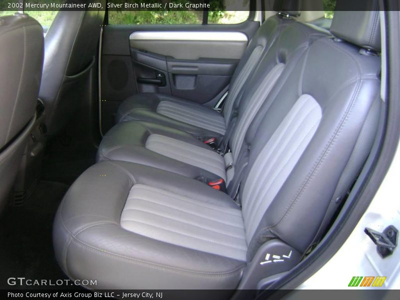 Silver Birch Metallic / Dark Graphite 2002 Mercury Mountaineer AWD