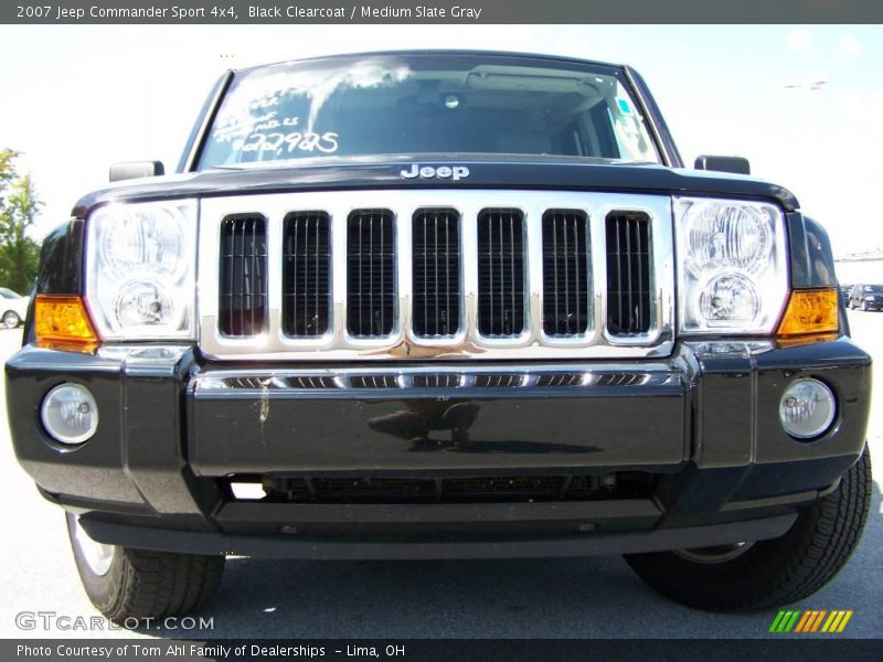Black Clearcoat / Medium Slate Gray 2007 Jeep Commander Sport 4x4