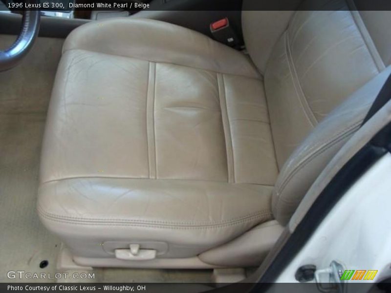 Diamond White Pearl / Beige 1996 Lexus ES 300