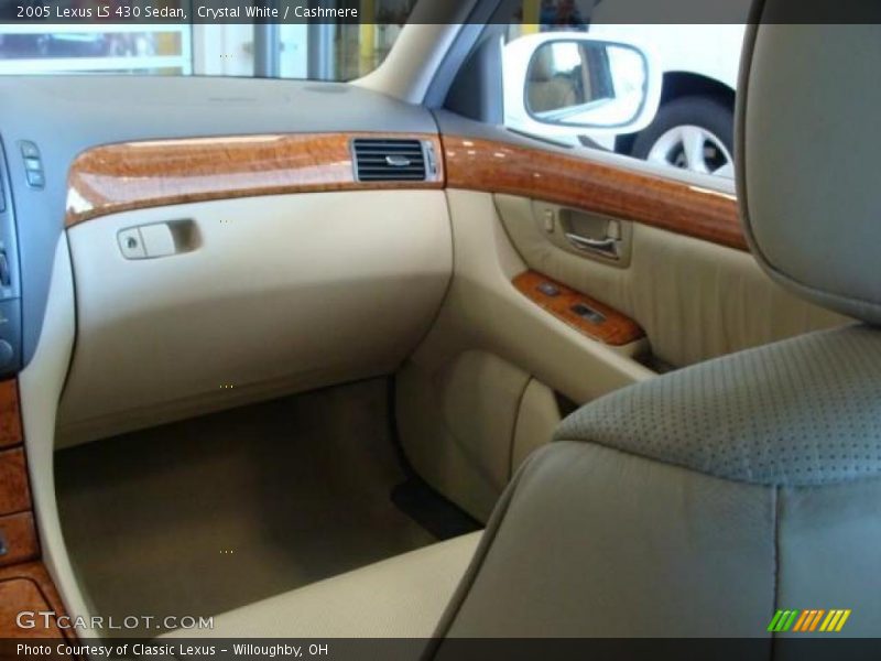 Crystal White / Cashmere 2005 Lexus LS 430 Sedan