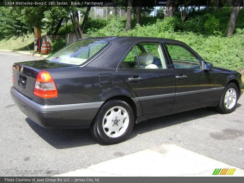 Black / Parchment 1994 Mercedes-Benz C 280 Sedan