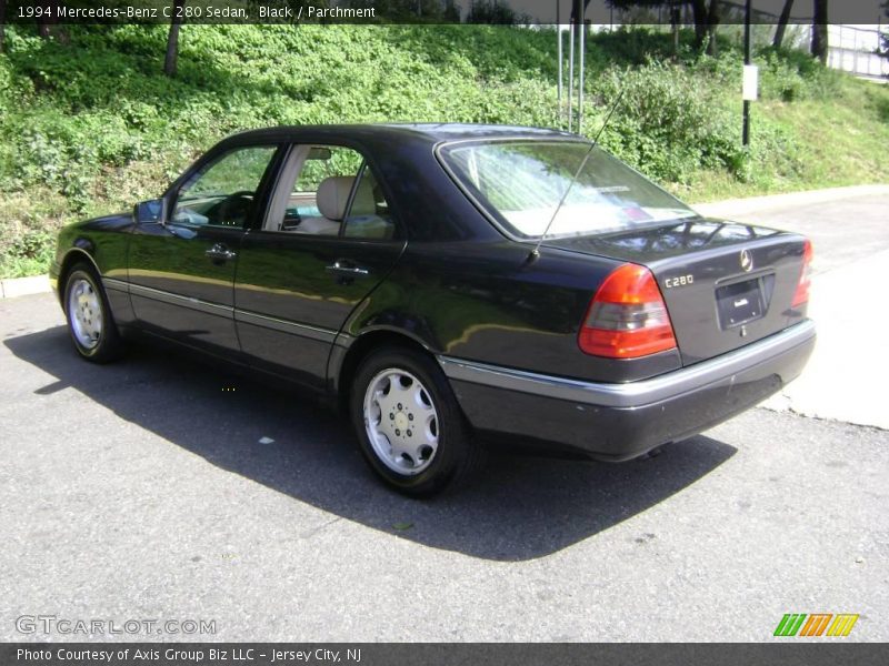 Black / Parchment 1994 Mercedes-Benz C 280 Sedan