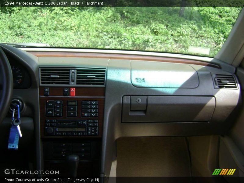 Black / Parchment 1994 Mercedes-Benz C 280 Sedan