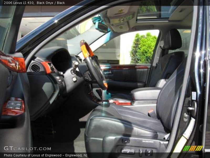 Black Onyx / Black 2006 Lexus LS 430