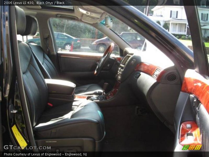 Black Onyx / Black 2006 Lexus LS 430