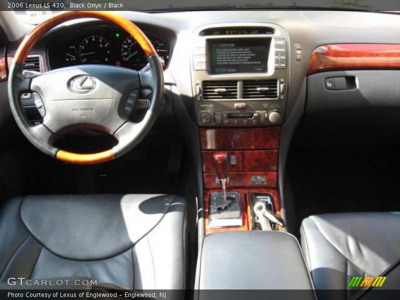 Black Onyx / Black 2006 Lexus LS 430