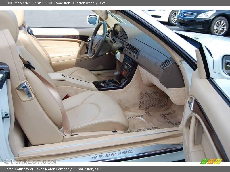 Glacier White / Java 2000 Mercedes-Benz SL 500 Roadster