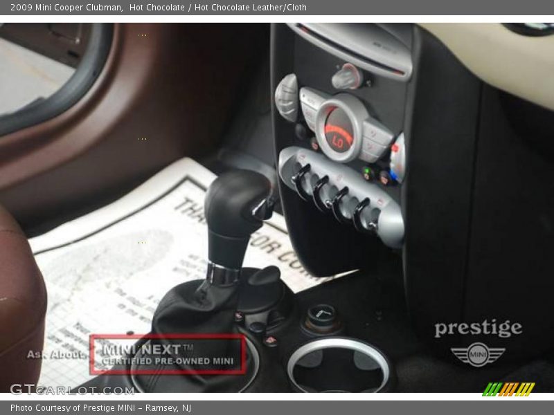 Hot Chocolate / Hot Chocolate Leather/Cloth 2009 Mini Cooper Clubman