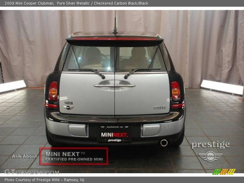 Pure Silver Metallic / Checkered Carbon Black/Black 2009 Mini Cooper Clubman