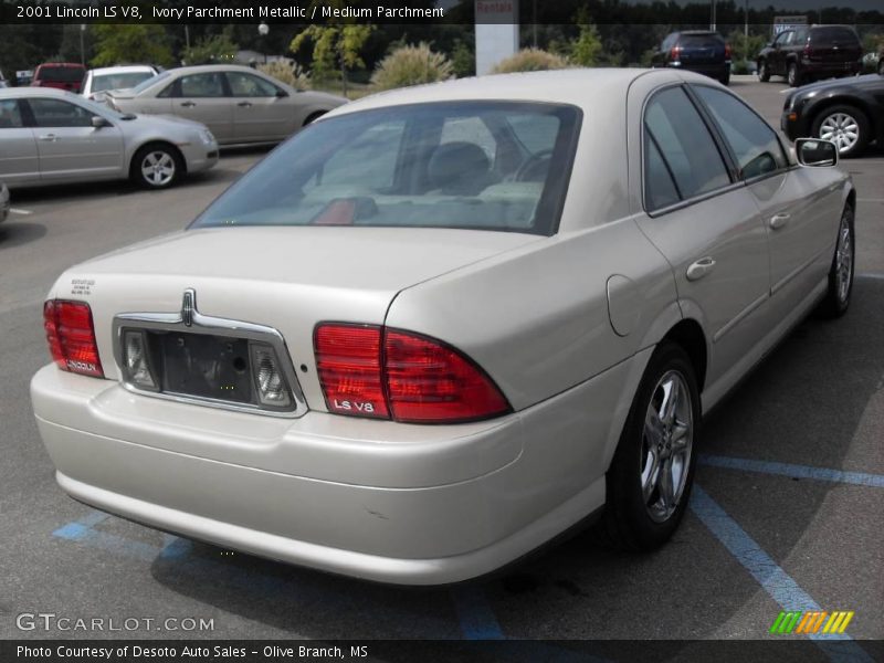 Ivory Parchment Metallic / Medium Parchment 2001 Lincoln LS V8
