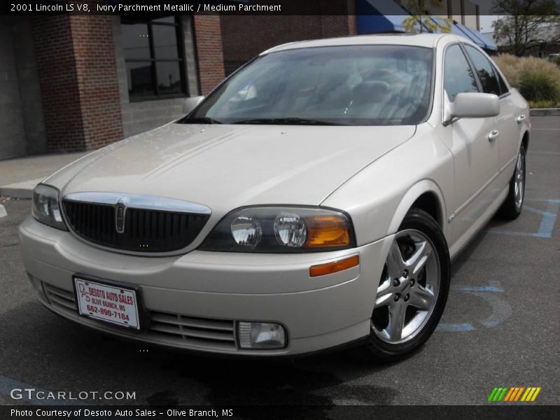 Ivory Parchment Metallic / Medium Parchment 2001 Lincoln LS V8