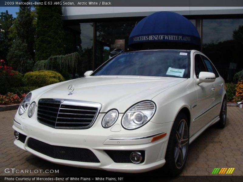 Arctic White / Black 2009 Mercedes-Benz E 63 AMG Sedan