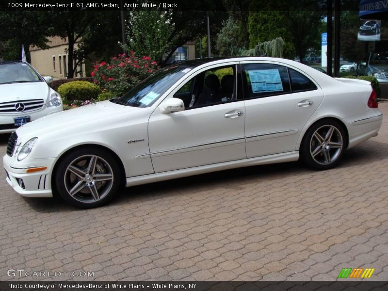 Arctic White / Black 2009 Mercedes-Benz E 63 AMG Sedan