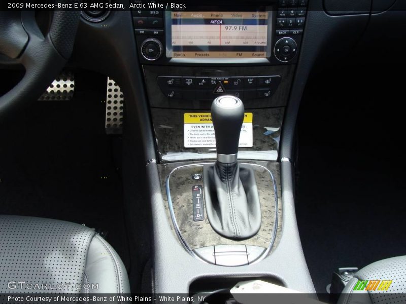 Arctic White / Black 2009 Mercedes-Benz E 63 AMG Sedan