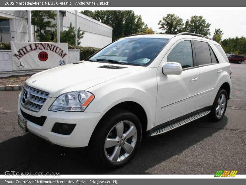 Arctic White / Black 2009 Mercedes-Benz ML 350 4Matic