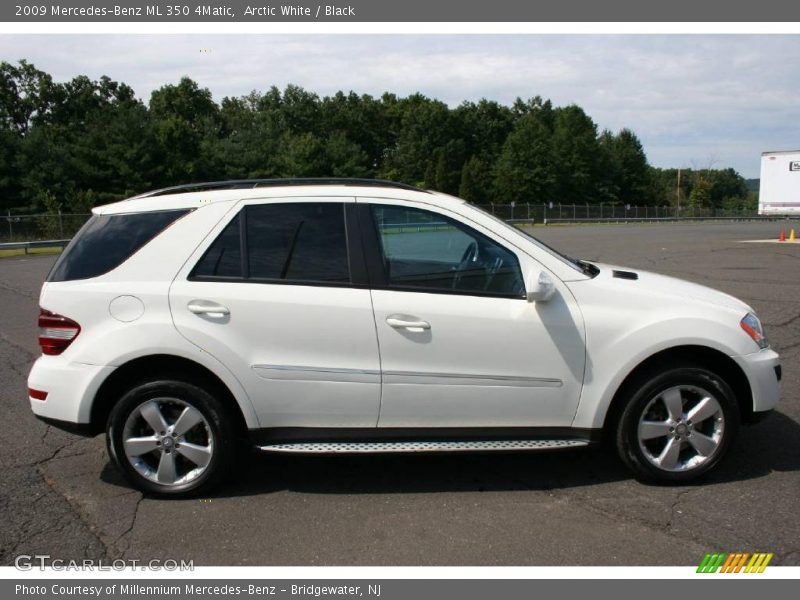 Arctic White / Black 2009 Mercedes-Benz ML 350 4Matic
