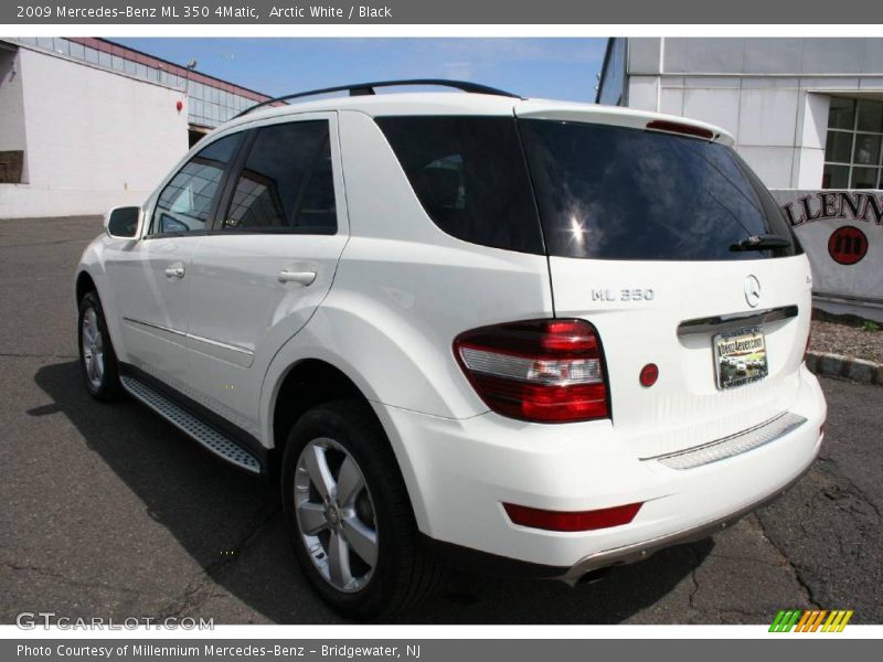 Arctic White / Black 2009 Mercedes-Benz ML 350 4Matic