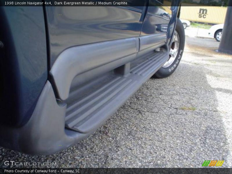 Dark Evergreen Metallic / Medium Graphite 1998 Lincoln Navigator 4x4