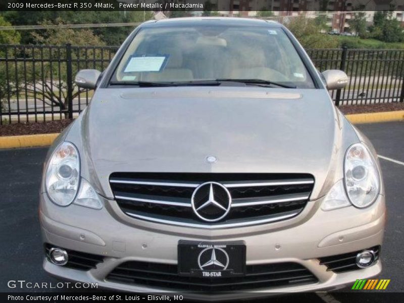 Pewter Metallic / Macadamia 2009 Mercedes-Benz R 350 4Matic