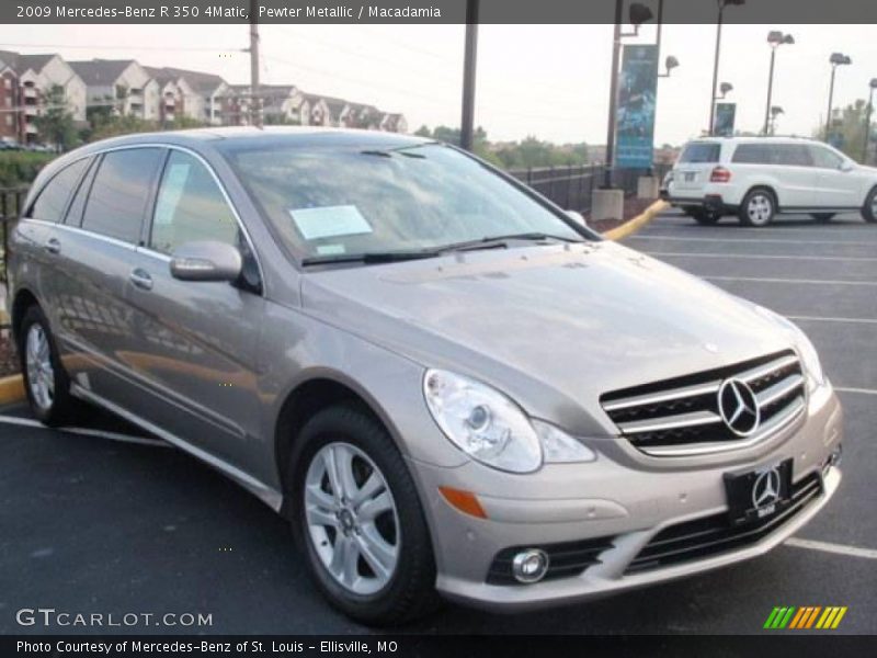Pewter Metallic / Macadamia 2009 Mercedes-Benz R 350 4Matic