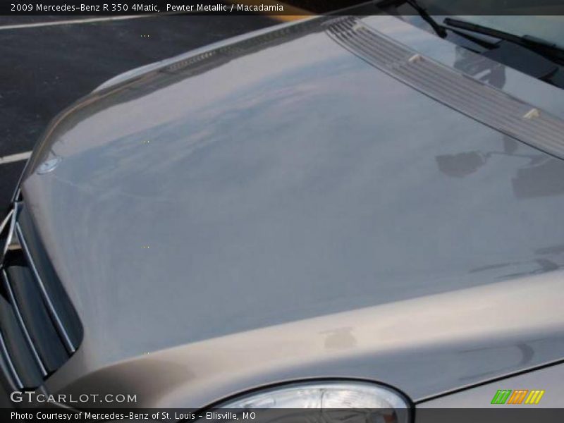 Pewter Metallic / Macadamia 2009 Mercedes-Benz R 350 4Matic