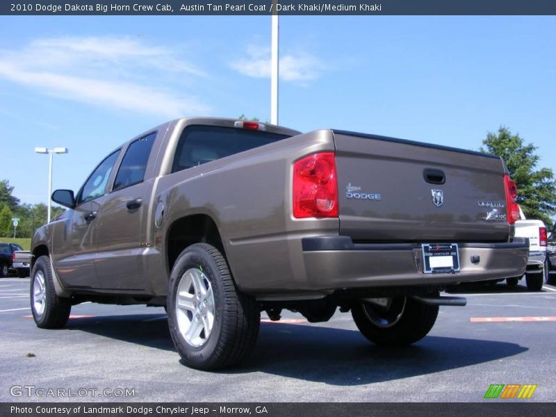 Austin Tan Pearl Coat / Dark Khaki/Medium Khaki 2010 Dodge Dakota Big Horn Crew Cab