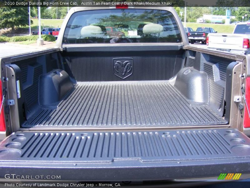 Austin Tan Pearl Coat / Dark Khaki/Medium Khaki 2010 Dodge Dakota Big Horn Crew Cab