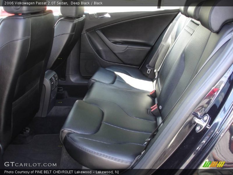 Deep Black / Black 2006 Volkswagen Passat 2.0T Sedan