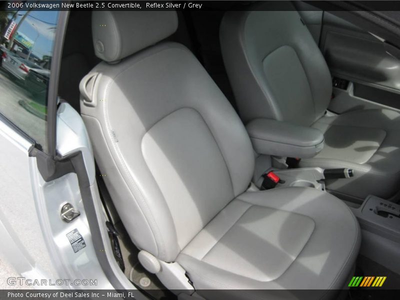 Reflex Silver / Grey 2006 Volkswagen New Beetle 2.5 Convertible