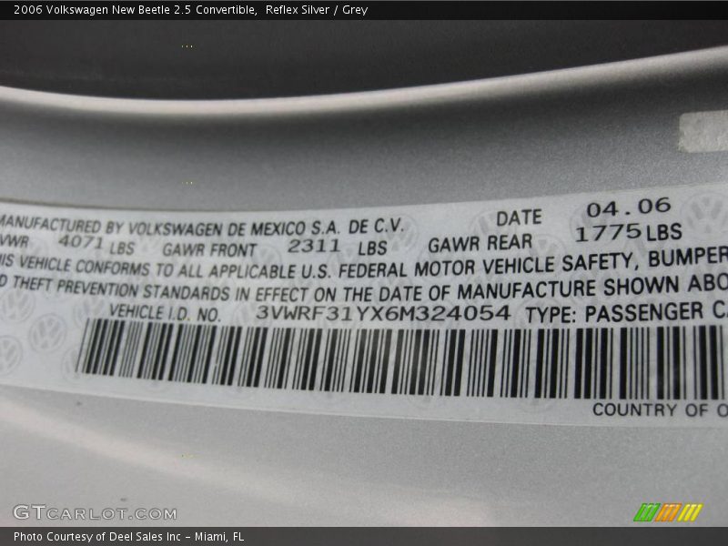 Reflex Silver / Grey 2006 Volkswagen New Beetle 2.5 Convertible