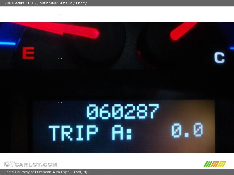 Satin Silver Metallic / Ebony 2004 Acura TL 3.2