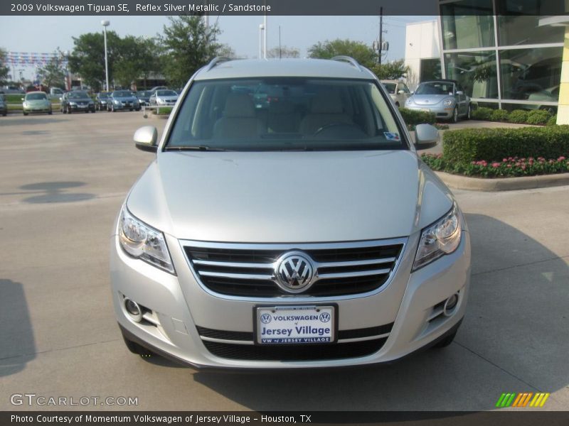 Reflex Silver Metallic / Sandstone 2009 Volkswagen Tiguan SE