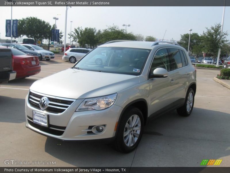 Reflex Silver Metallic / Sandstone 2009 Volkswagen Tiguan SE
