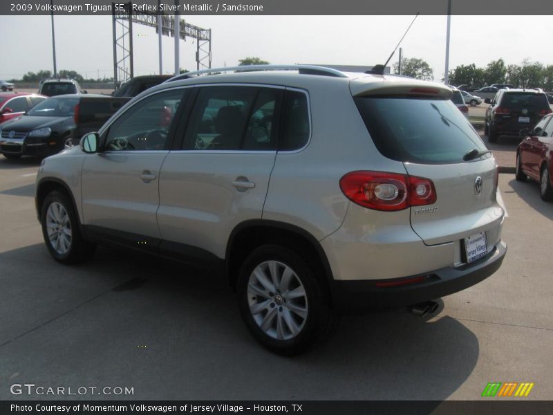 Reflex Silver Metallic / Sandstone 2009 Volkswagen Tiguan SE