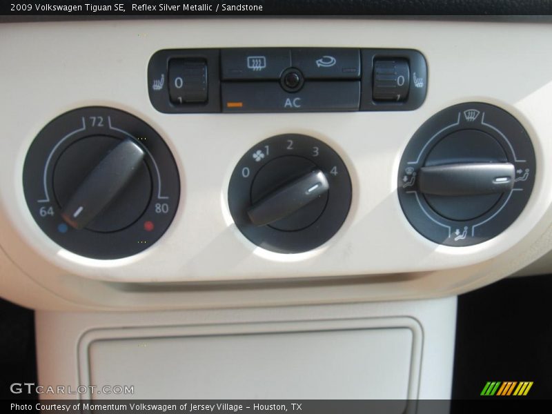 Reflex Silver Metallic / Sandstone 2009 Volkswagen Tiguan SE