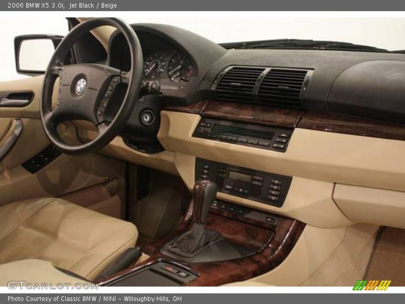 Jet Black / Beige 2006 BMW X5 3.0i