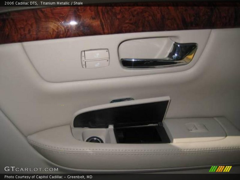 Titanium Metallic / Shale 2006 Cadillac DTS