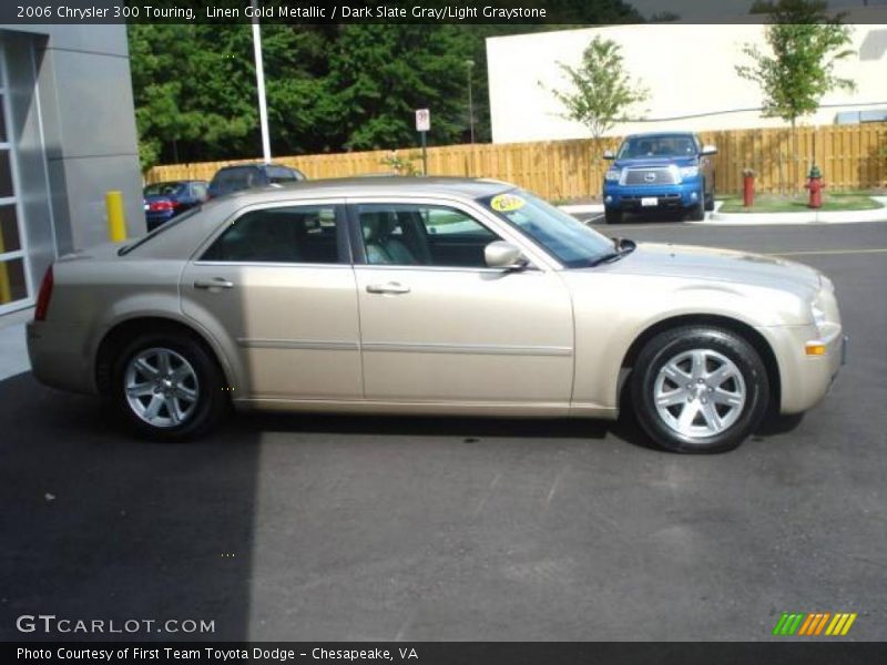 Linen Gold Metallic / Dark Slate Gray/Light Graystone 2006 Chrysler 300 Touring