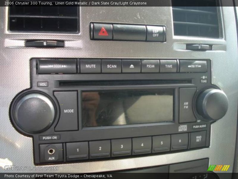 Linen Gold Metallic / Dark Slate Gray/Light Graystone 2006 Chrysler 300 Touring
