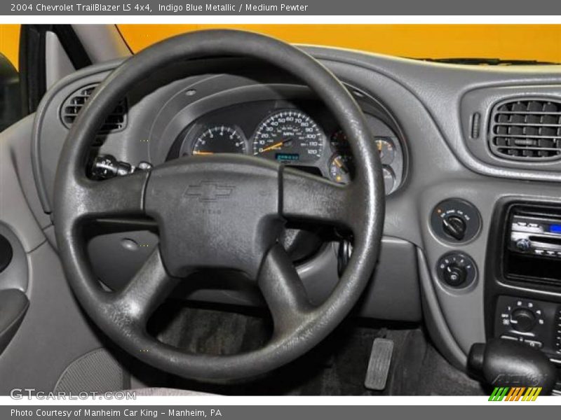 Indigo Blue Metallic / Medium Pewter 2004 Chevrolet TrailBlazer LS 4x4
