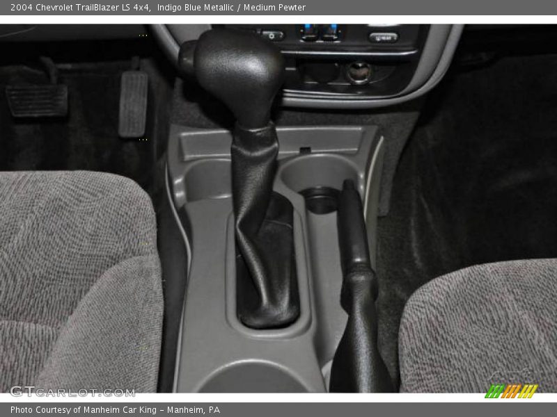 Indigo Blue Metallic / Medium Pewter 2004 Chevrolet TrailBlazer LS 4x4