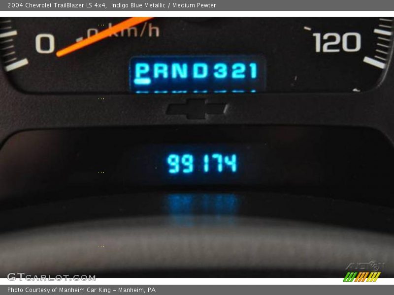 Indigo Blue Metallic / Medium Pewter 2004 Chevrolet TrailBlazer LS 4x4