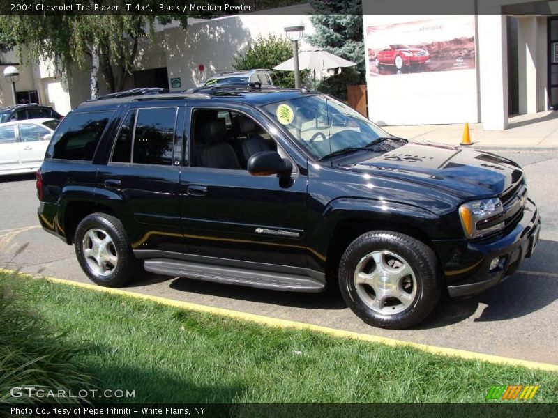 Black / Medium Pewter 2004 Chevrolet TrailBlazer LT 4x4